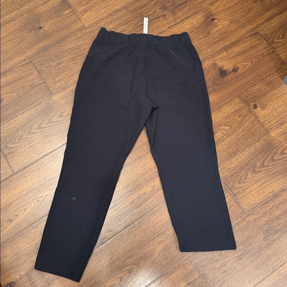 LULULEMON / 7/8 LIGHTWEIGHT TROUSERS - Picture 4 of 4